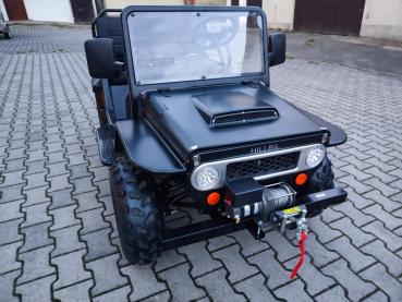 HILLBIL XTR-9 Elektro Kinderauto 1200 W, schwarz matt, konfigurierbar 10 km/h bis 40 km/h - schnelles Elektroauto für Kinder mit fester Sitzbank (ohne Seilwinde)