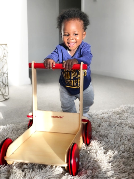 MOOVER Toys - Baby Lauflernwagen (natur) / baby-walker natural