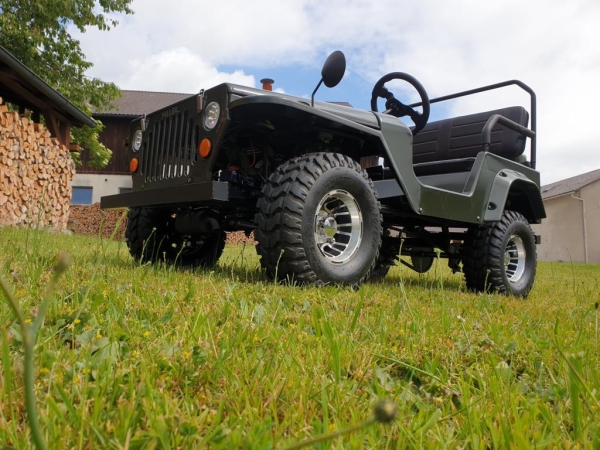 HILLBIL XTR Mini Willys Jeep US.ARMY Kinderauto mit Benzinmotor 150 ccm Offroad mit Federung, Scheibe, Alu-Offroad-Reifen