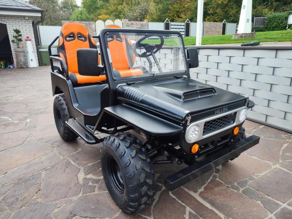 HILLBIL XTR-9 Elektro Kinderauto 1200 W, schwarz matt, konfigurierbar 10 km/h bis 40 km/h, mit Alufelgen - großes Kinder Elektroauto